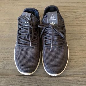 Adidas Pharrell Williams Tennis Hu shoe